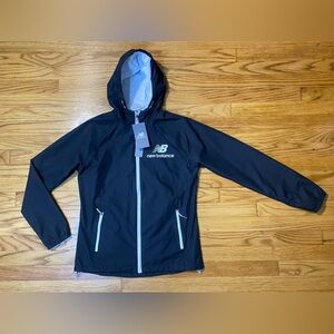 New Balance Women’s Wind & Water Resistant Jacket Black White Logo Sz Small New!